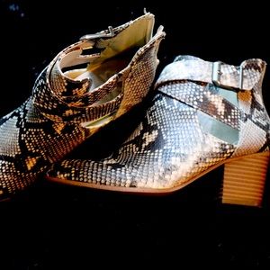 Snake skin ankle boots size 7.5